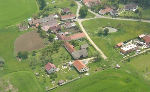 Mlaka, poznáte náš baráček
